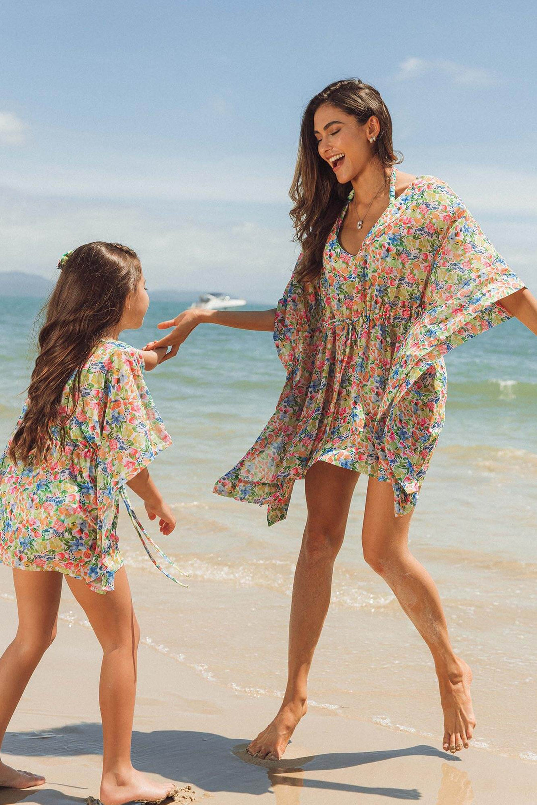 Kaftan adulto e infantil com estampa combinando, Primavera exclusiva da lili sampedro