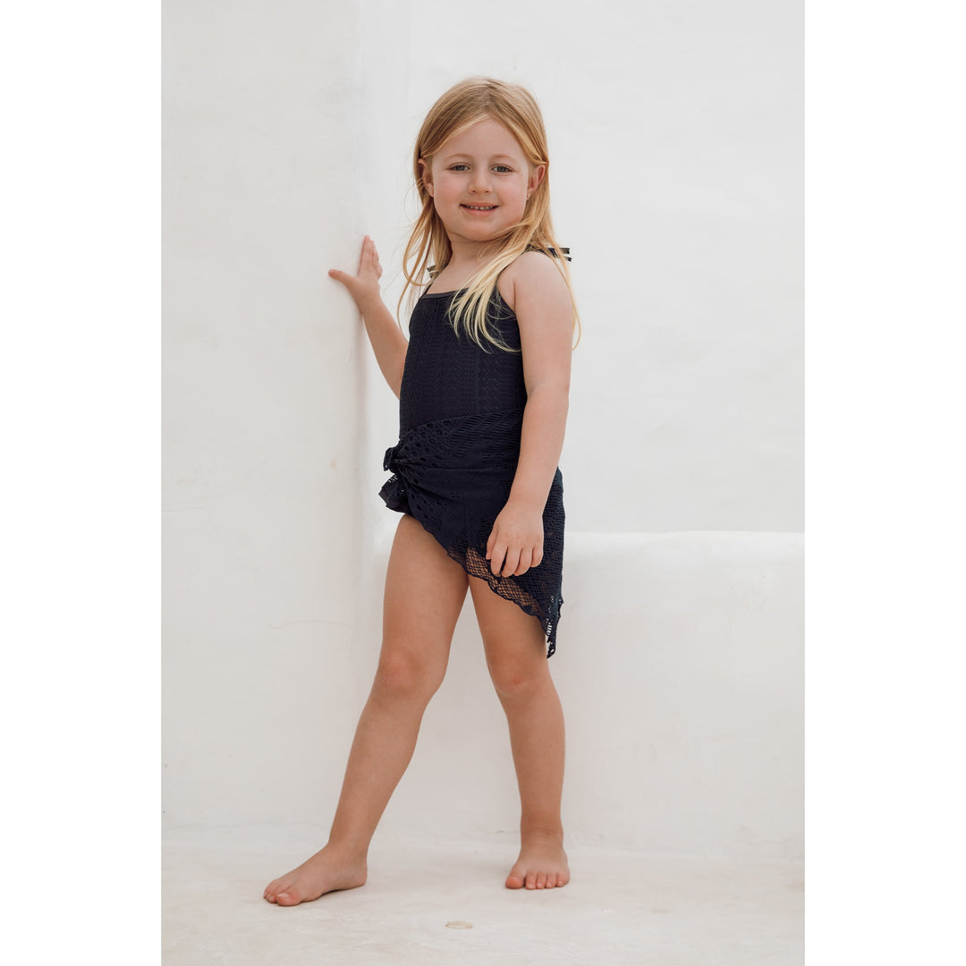 Maio infantil feminino de praia com saidinha combinando Renda Azul Marinho da Lili Sampedro