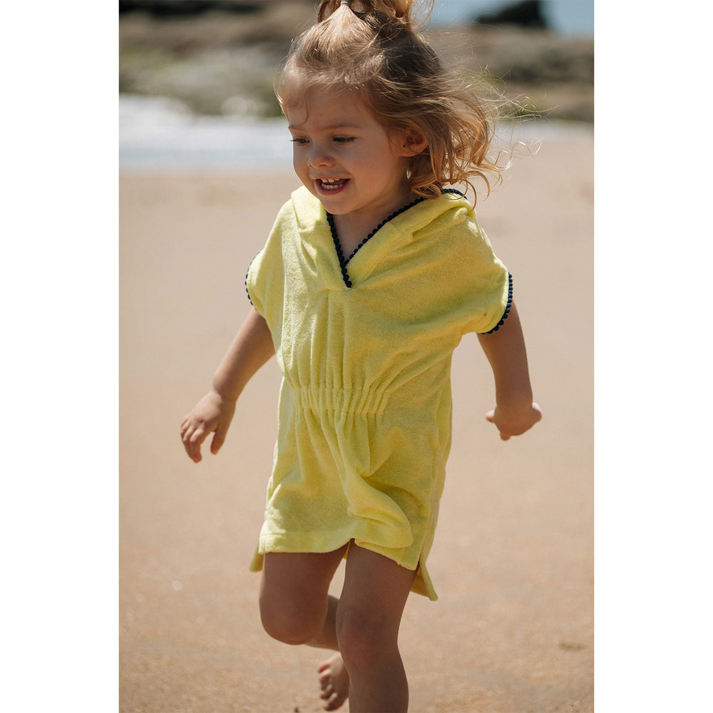 Roupao Infantil Atoalhado, na corVerde Amarelo Lima com detalhes em Azul Marinho, Infantil Feminino, Moda Praia Lili Sampedro