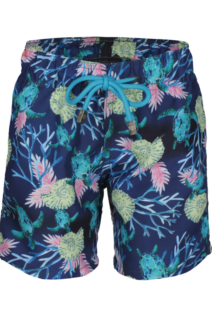 Short Infantil de Praia Bermuda Estampada Tartaruga Azul Look Tal Pai Tal Filho de Praia da Lili Sampedro